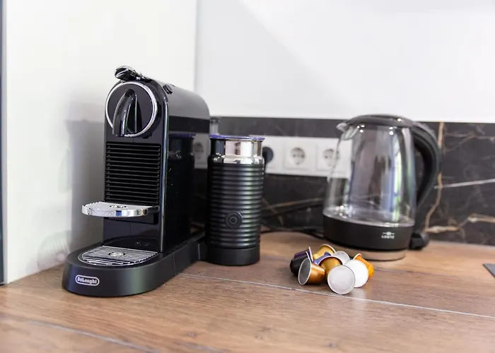 Rhea Exclusive アパート *