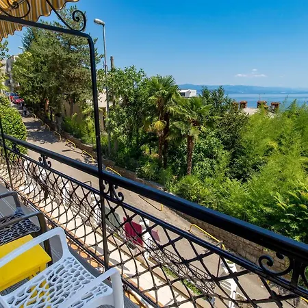 Rhea Exclusive Апартаменты