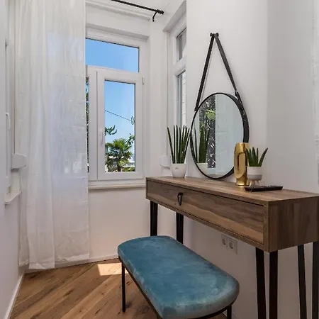 Rhea Exclusive Апартаменты Опатия