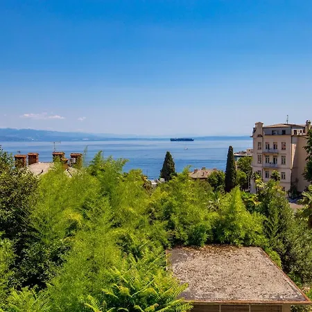 Апартаменты Rhea Exclusive *